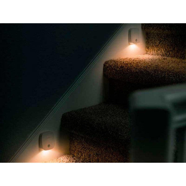 NEB-WLT-0026-G - Motion Sensor Light 3-pack AAA Batteries